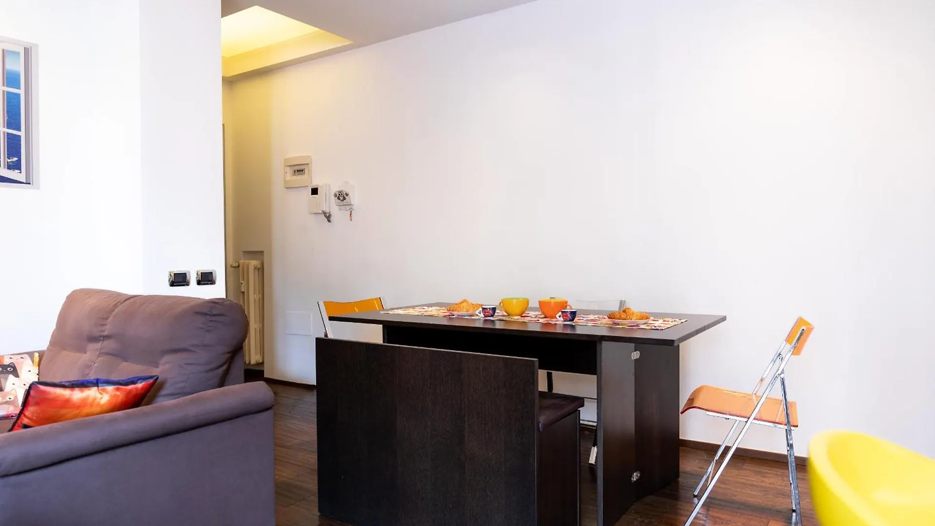 Brera Hideaway Apartment Nel Cuore Della Vita Milanese Italy