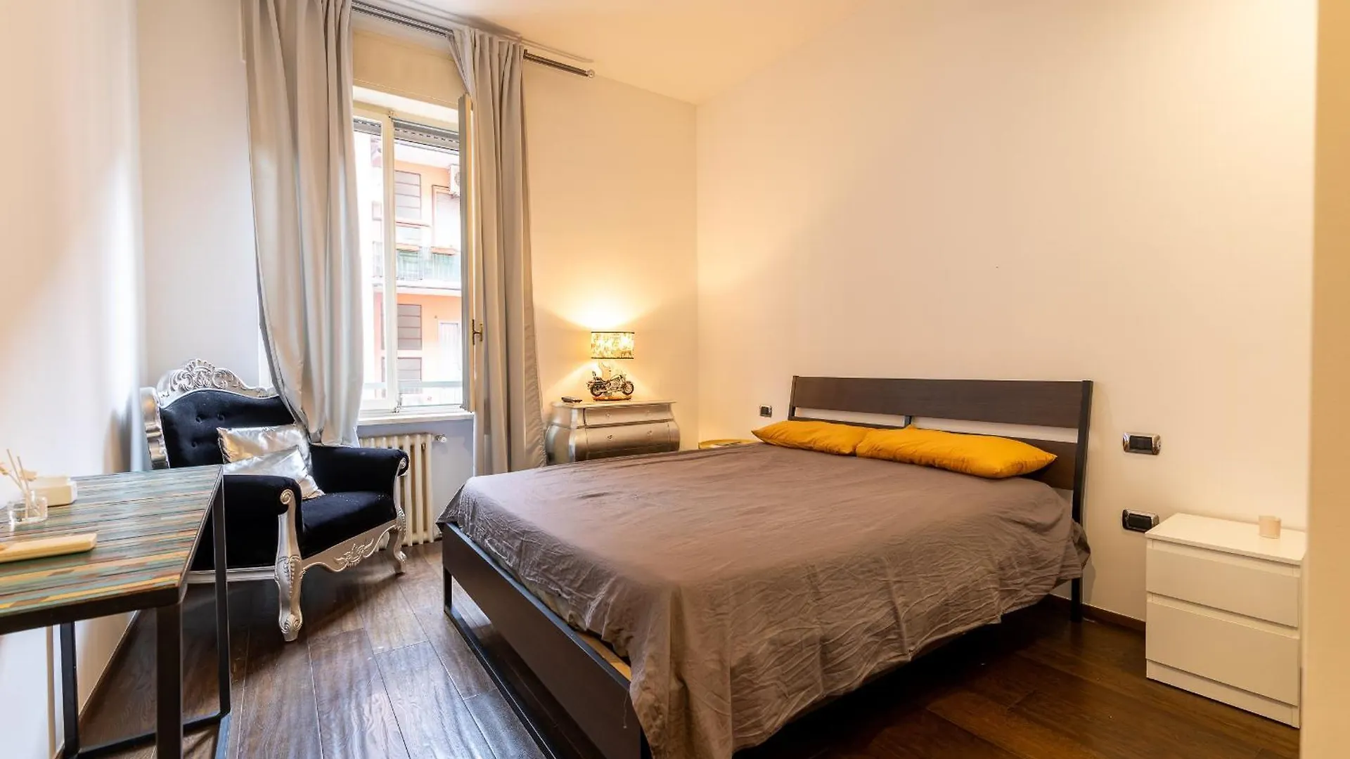 Brera Hideaway Apartment Nel Cuore Della Vita Milanese 0*, Milan